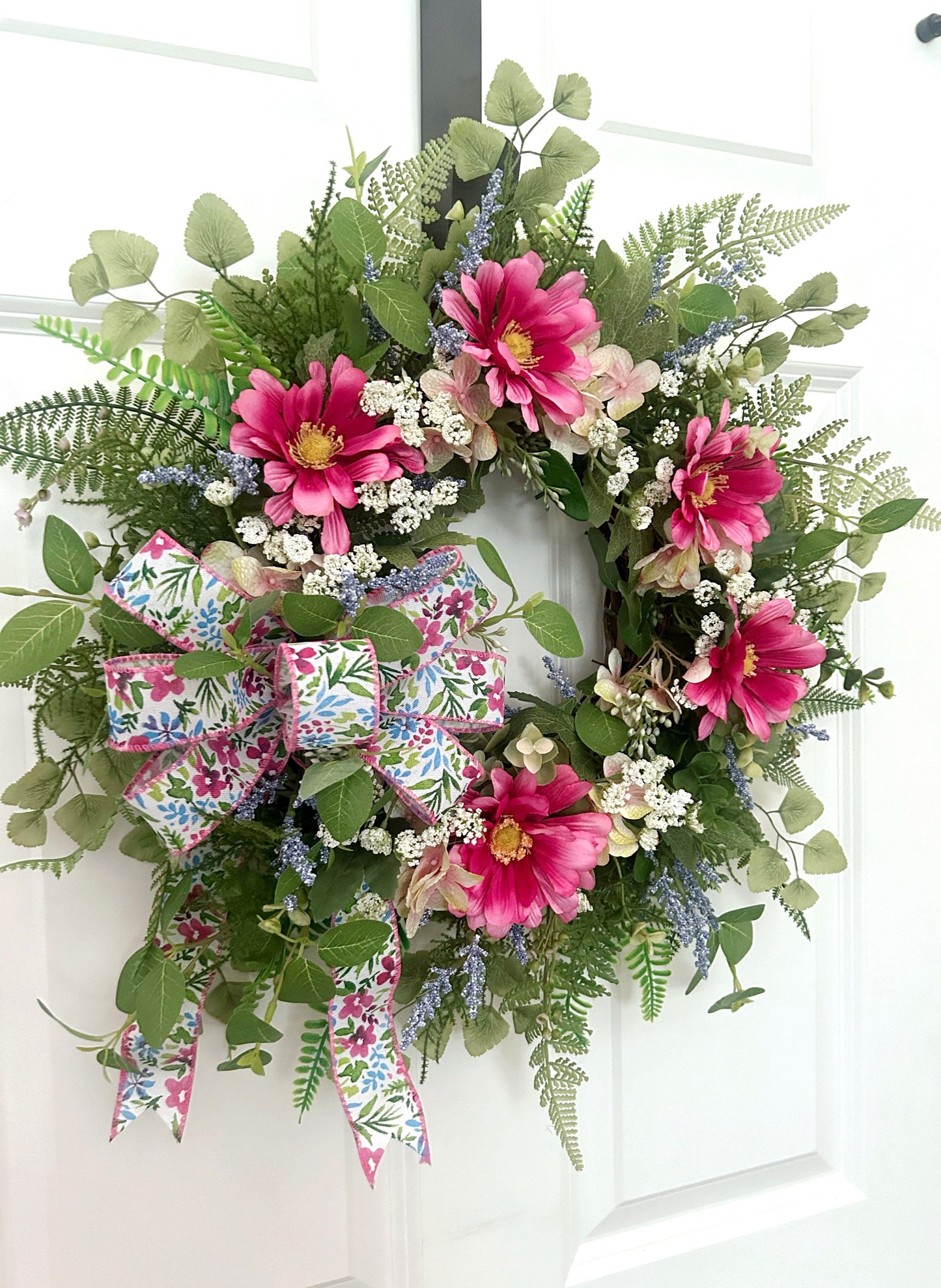 Hot Pink Daisy Wreath, Colorful Summer Wreath