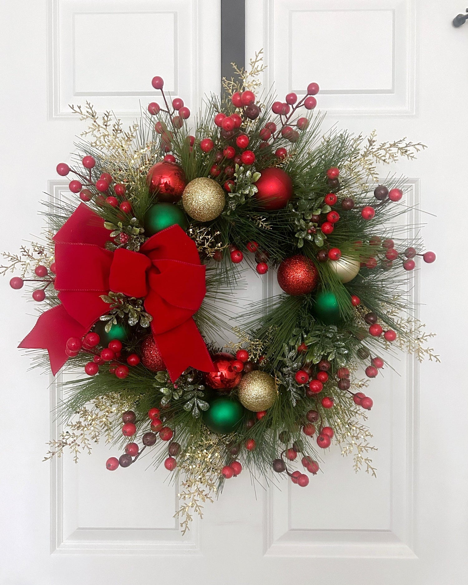 Handcrafted Christmas Wreaths – Festive Front Door Decorations